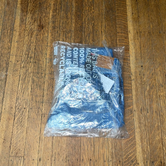 Levi’s boyfriend jeans🔗 - Picture 3 of 11